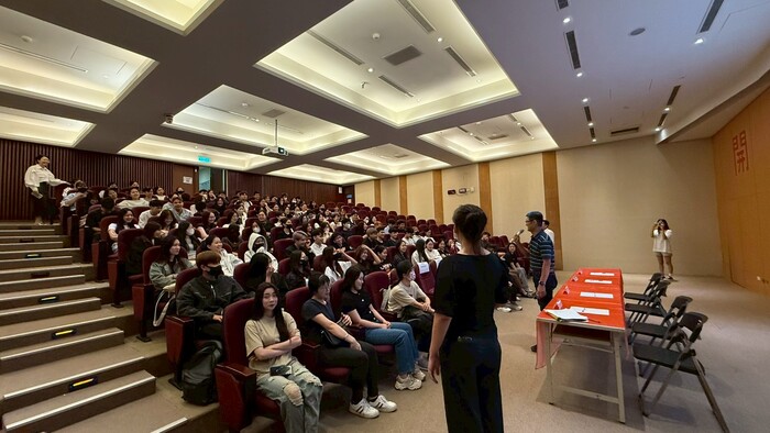 Academic Year 114 – Meeting with the PresidentImage