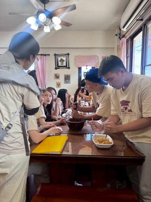 Cultural Tour of the International Foundation Program, 1141Image