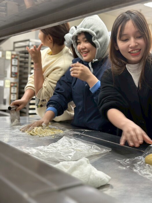 1141 Ocean Flavors and Festive Language: Taiwanese Salted Egg Yolk Baking WorkshopImage