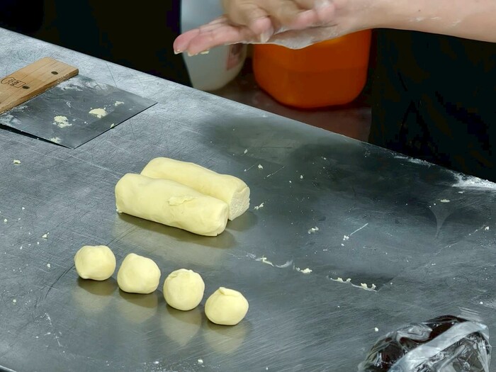 1141 Ocean Flavors and Festive Language: Taiwanese Salted Egg Yolk Baking WorkshopImage