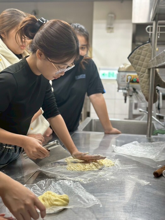 1141 Hoạt động Hương vị biển và ngôn ngữ lễ hội: Trải nghiệm làm bánh với trứng muối kiểu Đài Loan图片