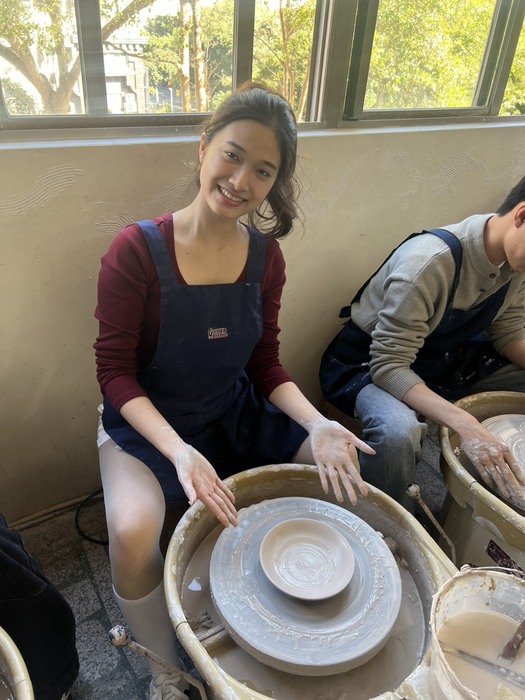 Yingge Ceramic Culture Tour and Hands-on Pottery ExperienceImage