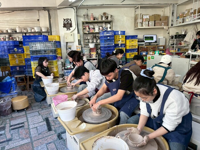 Hoạt động Tham quan Văn hóa Gốm sứ Yingge và Trải nghiệm Làm gốm Thủ công图片