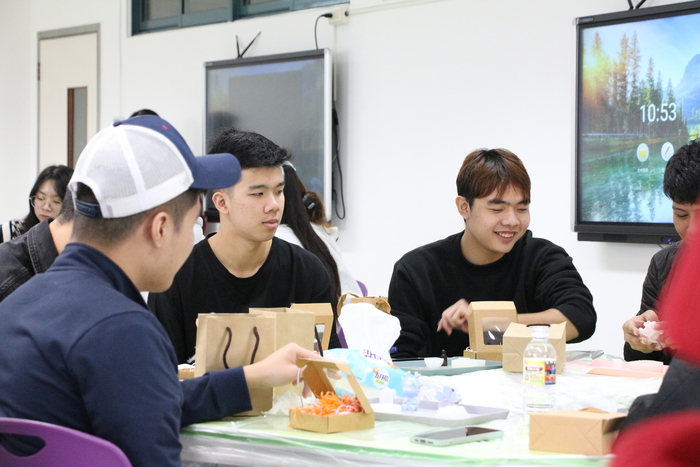 Fragrance Aesthetics – Aroma Stone Art and Entrepreneurship Experience EventImage