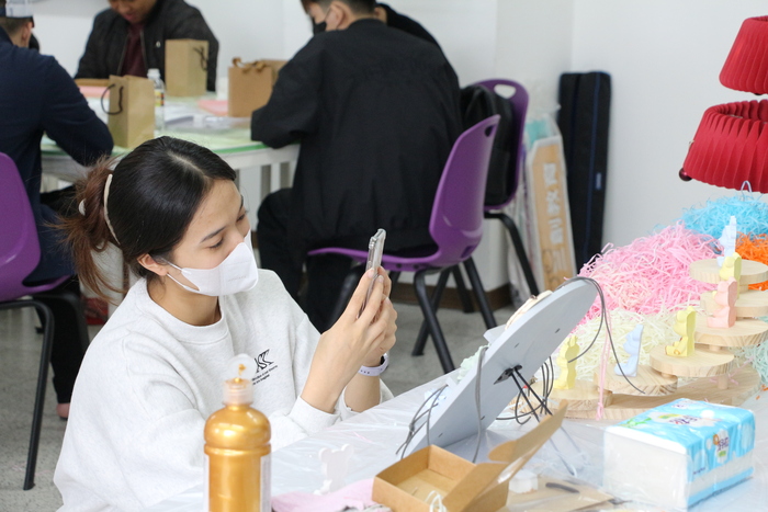 Fragrance Aesthetics – Aroma Stone Art and Entrepreneurship Experience EventImage