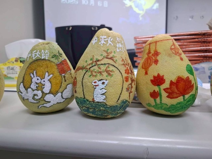 Happy Mid-Autumn Festival - Pomelo Painting Event!Image