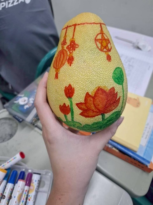 Happy Mid-Autumn Festival - Pomelo Painting Event!Image